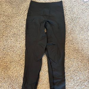 💕SOLD ON ANOTHER APP💕Lululemon black leggings